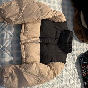 Winter puffer jacket size large (cropped)